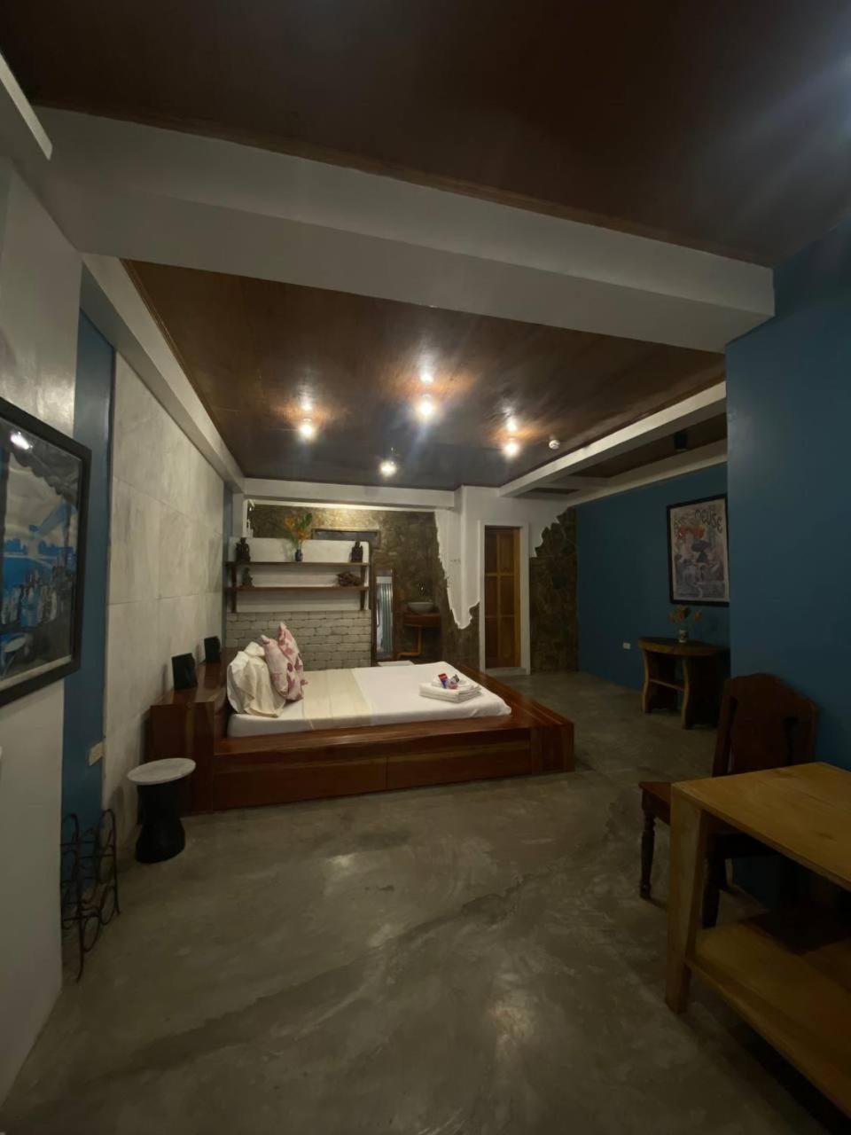 Stone Creek House Acomodação com café da manhã Romblon Quarto foto